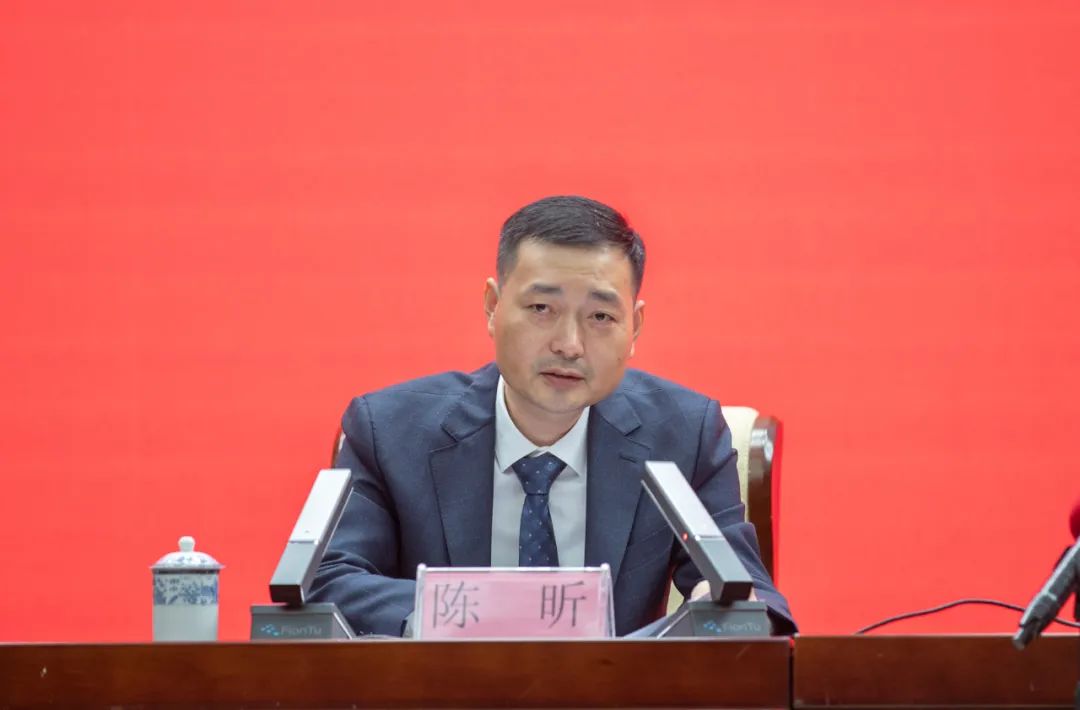 发布会(第二十二场)>海南湾岭农产品加工物流园管理委员会主任陈昕