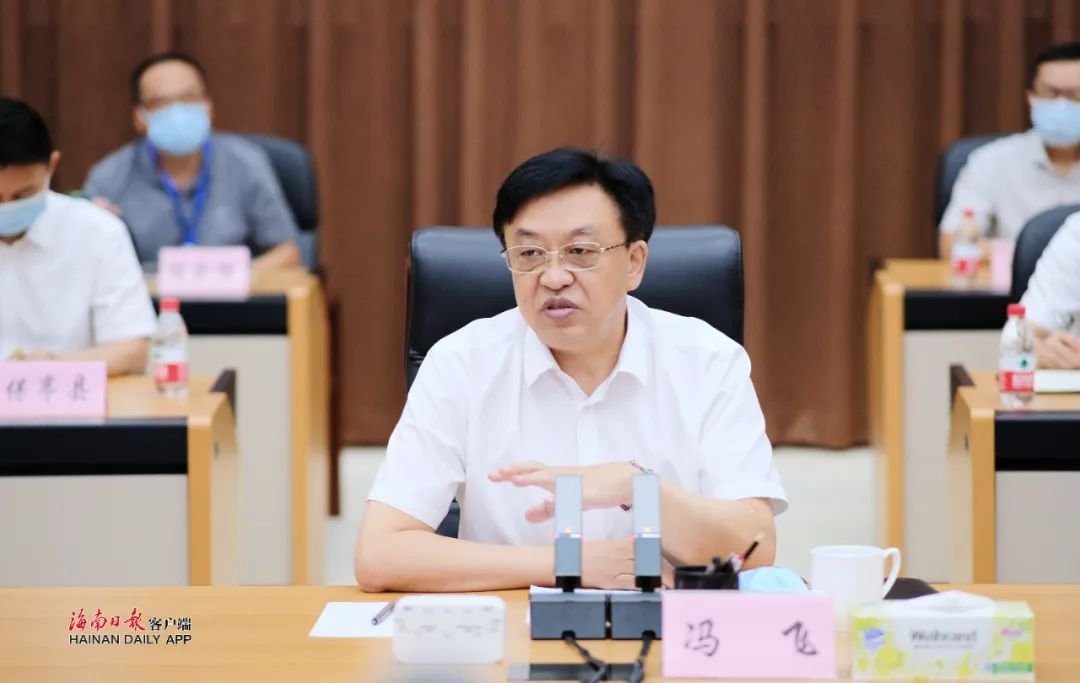 冯飞坚决克服麻痹松懈侥幸思想采取果断有力措施迅速扑灭疫情