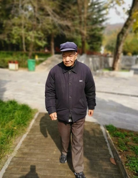 全城尋人90歲老人在海口走失