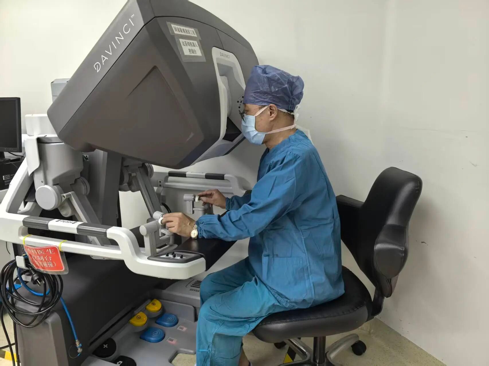 海南省人民医院“三免”手术让百姓感受“大病不出岛”