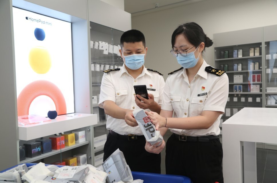 三亚海关免税品监管一科擦亮免税金名片蹚出改革新路子