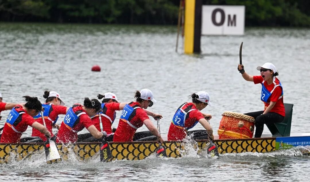 中国队包揽亚沙会龙舟女子组三项金牌(图5)