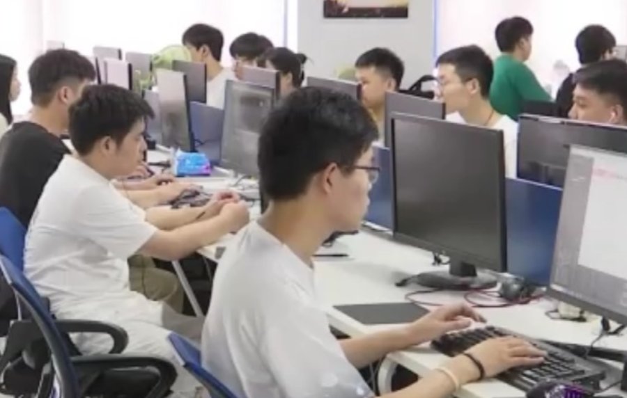 从国家到地方多措并举助力高校毕业生就业 从国家到地方多措并举助力高校毕业生就业