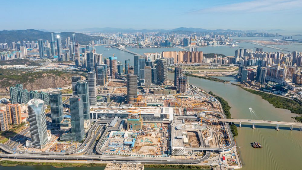 香港回归祖国25周年双联通共发展向未来粤港澳大湾区建设迈出坚实步伐
