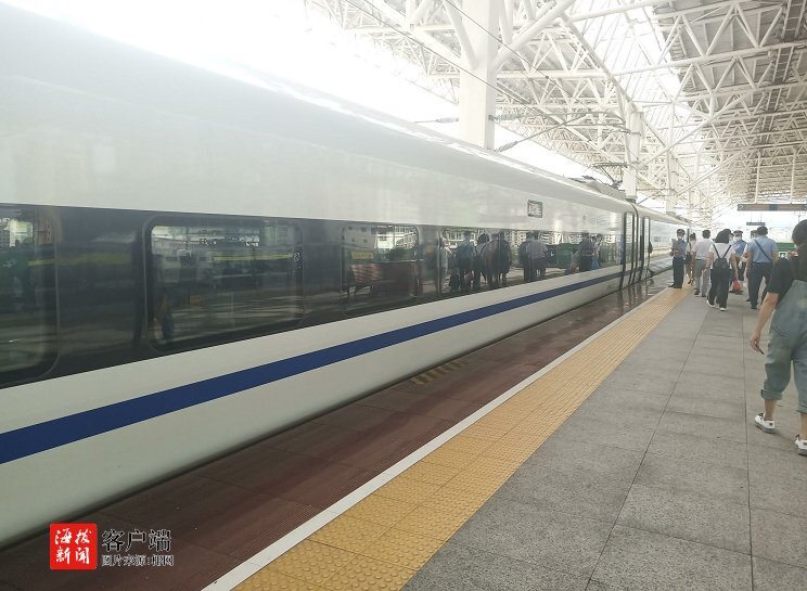 受广东强降雨影响 海南调整部分进出岛旅客列车运行方案