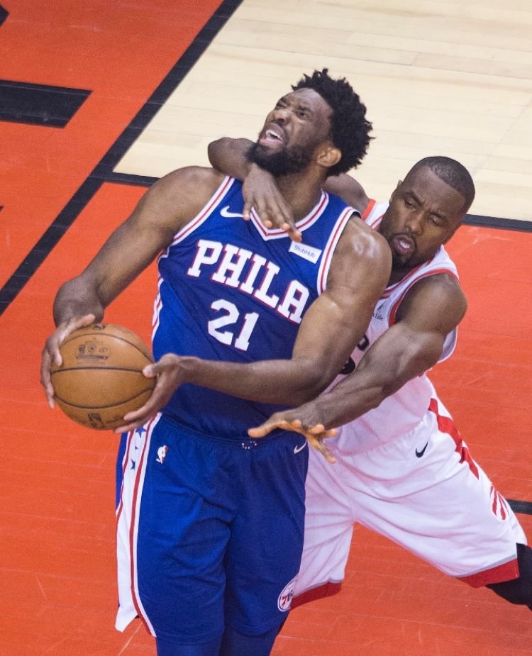 NBA|伦纳德45分 猛龙胜76人迎开门红